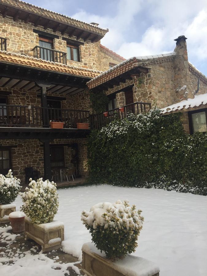 Gasthaus Casona Santa Coloma Matute de la Sierra Exterior foto